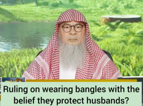 Married women wearing bangles for husband's protection Hindu religious belief