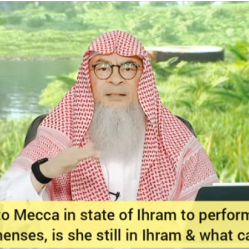 Got menses in state of ihram when she arrived in Mecca for umrah, what should she do
