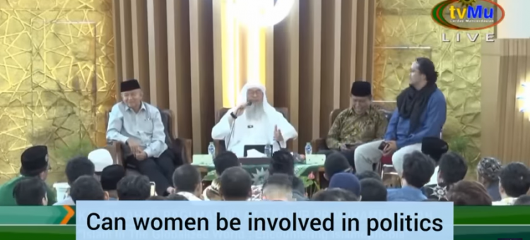 Can women be involved in politics or giving dawah?