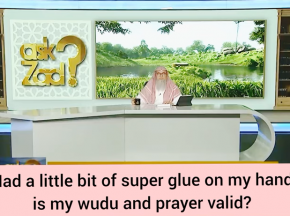 Had little bit of super glue on my hand, is my wudu & prayer valid?