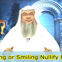 Does Laughing or Smiling nullify your Prayer?