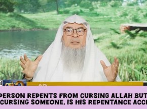 If a person repents from cursing Allah but nt from cursing someone's mom, is repentance valid assim