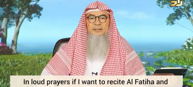 In loud rakahs, can I recite fateha along with the imam or after him?