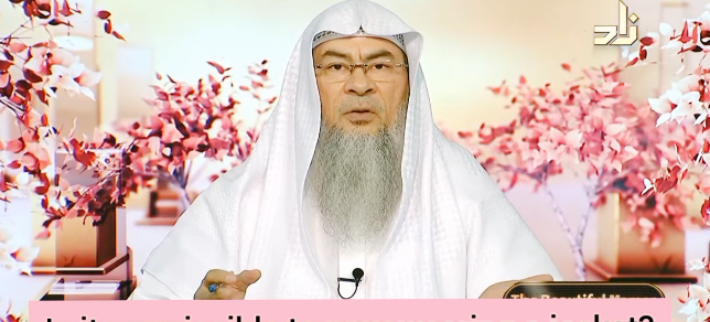 Is it permissible to pray wearing a jacket?