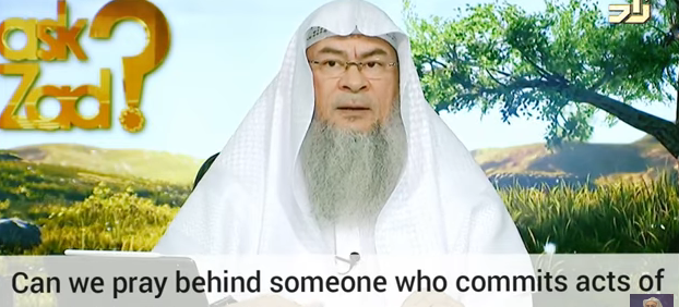 Praying behind an Imam who does Shirk, gives Taweez etc? Ruling on Judging people